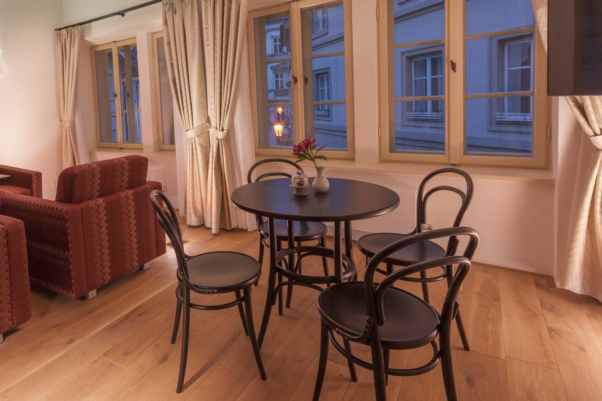 U Bílé Lilie Hotel 4*